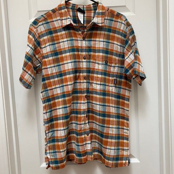 Patagonia Men's Short Sleeved Collared Plaid Button Down 100% Cotton Shirt Large - Picture 1 of 6